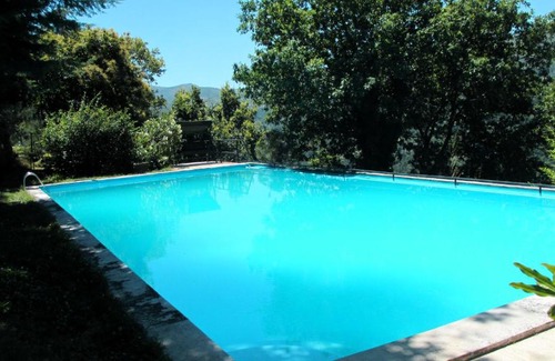 Cinfaes House | Casa da Geada