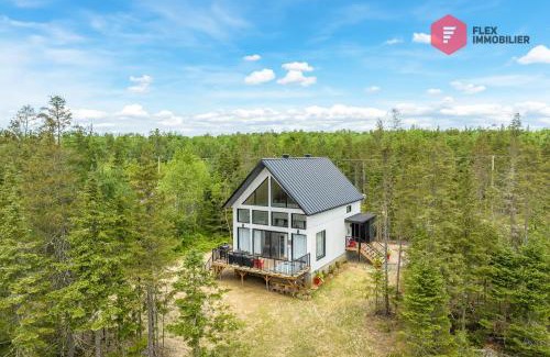 Shannon Ski Chalet | Casa de Campo/Luxury, Comfort & SPA near Quebec