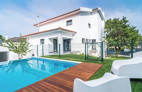 Cascais Apartment | Casa em Cascais Pool Apartment