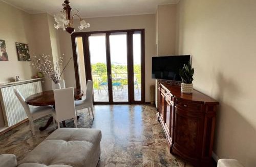 Crociale House | Casa Emy, tranquilla, ottima per Rilassarsi