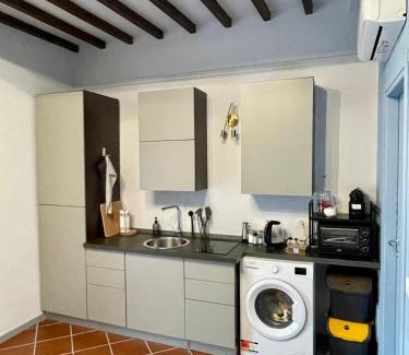 La Morra Apartment | Casa Fioroni Langhe Apartments