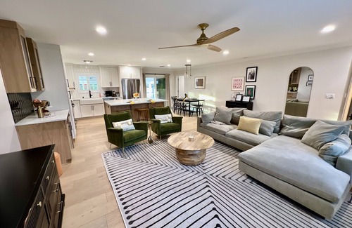 Peters View House | Casa Gia- Quiet Luxury Biltmore Area- Heated Pool