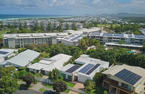 Kingscliff House | Casa Luxe - Heated Pool, Infared sauna and close to Salt Village