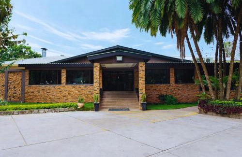 Blantyre Hotel | Casa Mia Lodge & Restaurant