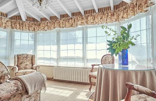 Parbayon House | Casa Parbayón Encanto entre Jardines y Luz Natural