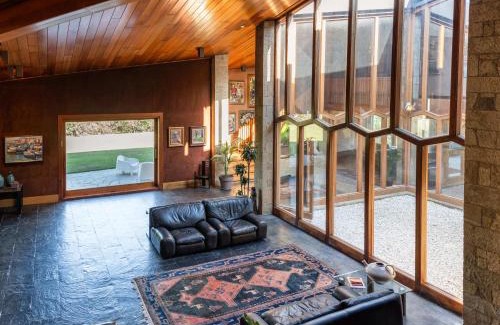 Castelltercol Ski Chalet | Casakubrick mansión
