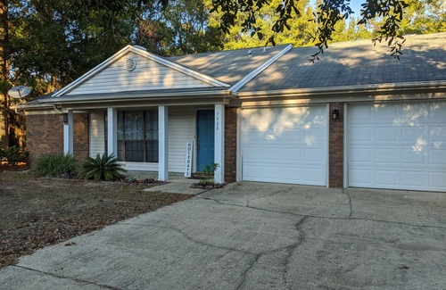 Northeast Pensacola House | Casey's Corner - Convenient to I-10, Airport, Downtown, Colleges, Beaches, +more