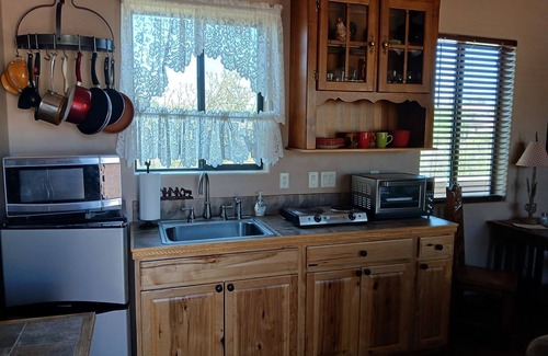 Saddle Ridge West House | Casita with Santa Fe Walls & Privacy Gates
