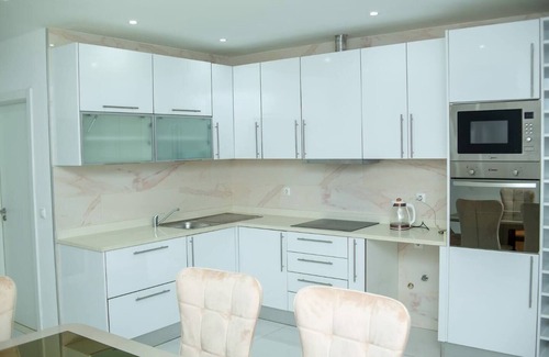 Luanda Villa | Cassenda Deluxe Villa