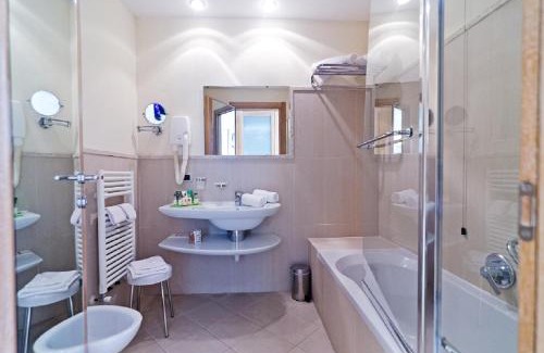 Castellaro Hotel | Castellaro Golf Resort