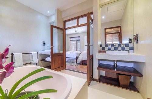 White River Hotel | Casterbridge Hollow Boutique Hotel