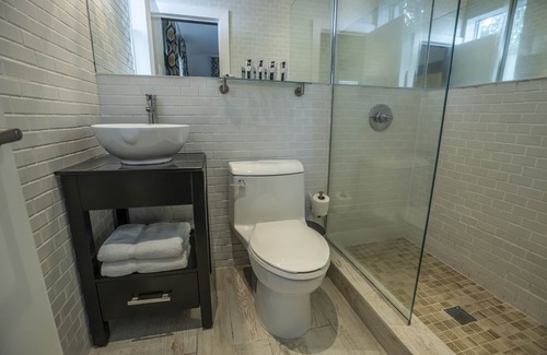 City Center Hotel | Catalina Hotel & Beach Club
