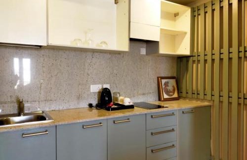 Ofin Hotel | Catherine Villa