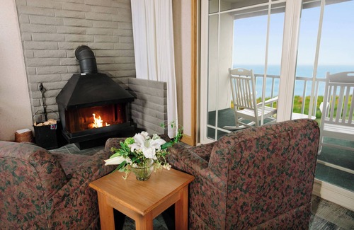 San Simeon Hotel | Cavalier Oceanfront Resort