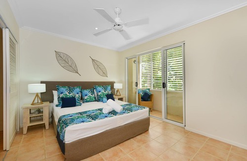 Port Douglas Hotel | Cayman Villas