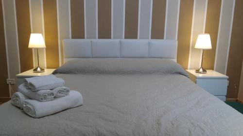 Bari City Centre House | CconfortHotels R&B Dolci Notti