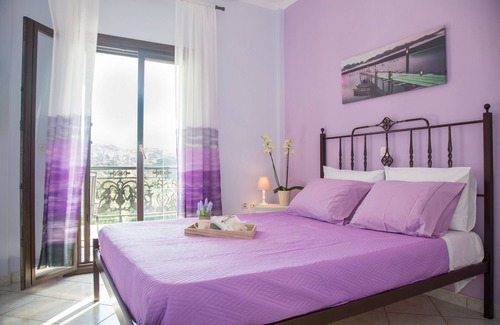 Viros House | Cecilia's Apartments Corfu