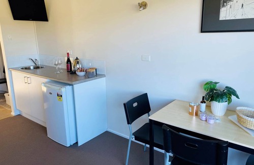 Merrijig Apartment | Cedar 3, Cedar 3 - Motel Room