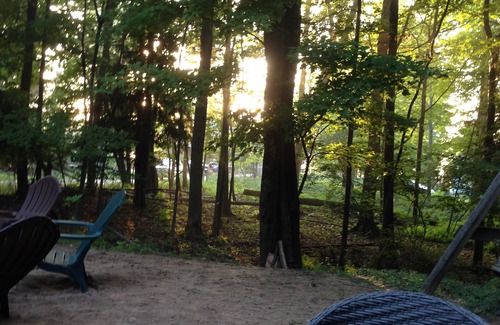 Mears House | Cedarwood Cabin - 3 Minute walk to the beach!