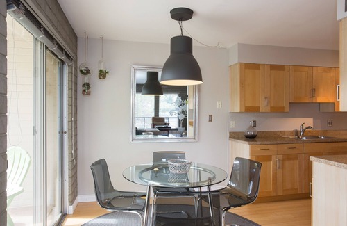 South Scottsdale Condo | Center of Scottsdale, Close to golf courses. shopping, restaurants, trails, etc.