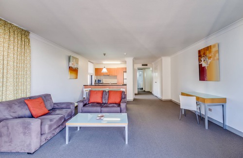 South Brisbane Hotel | Central Hillcrest Apartment Hotel