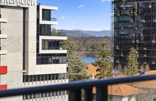 City West Apartment | Central Lakeview Apartments- free parking