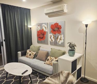 City West Apartment | Central Lakeview Apartments- free parking