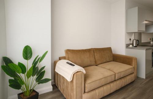Chinatown Apartment | Central Liverpool 1-Bed Apartment, Ideal for Business & City Stays