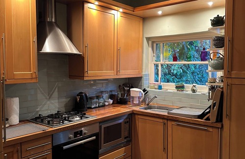 Shepherd's Bush House | Central London Boutique Townhouse