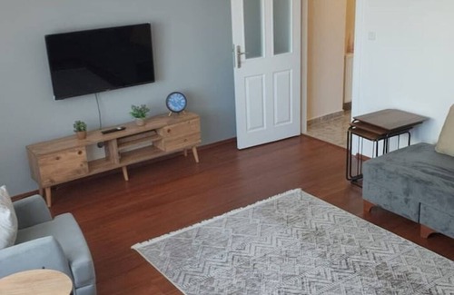 Moda Apartment | Centrally Located & Newly Renovated Apartment – Your Ideal Stay