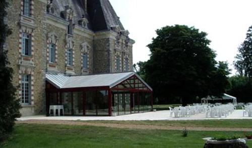 Parigne-lʼEveque Bed & Breakfast | Château de Montbraye