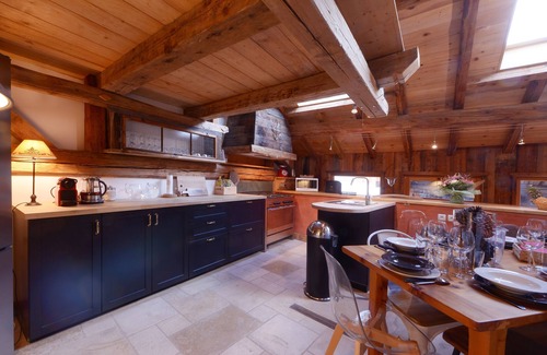 Champagny-en-Vanoise Ski Chalet | Chalet ALOUETTE RARE confort 4* La Plagne Champagny proche Pistes Shops