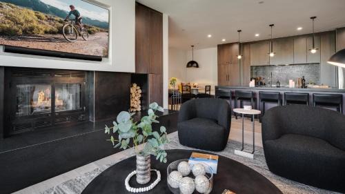 Highlands Townhomes House | Chalet Brio