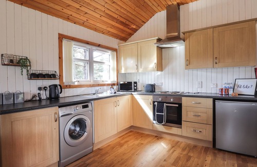Dornoch Cottage | CHALET C, family friendly, with a garden in Dornoch