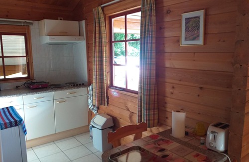 Mauroux House | Chalet 'Le Magalli' with Shared Pool, Private Terrace, and Wi-Fi