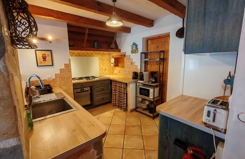 La Perriere Ski Chalet | Chalet LEA-Courchevel, La Tania-12 pax./6 Rooms.