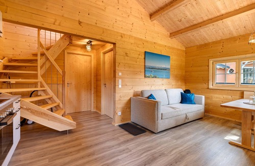 Stockach House | Chalet 'Morgentau' with Private Terrace and Wi-Fi