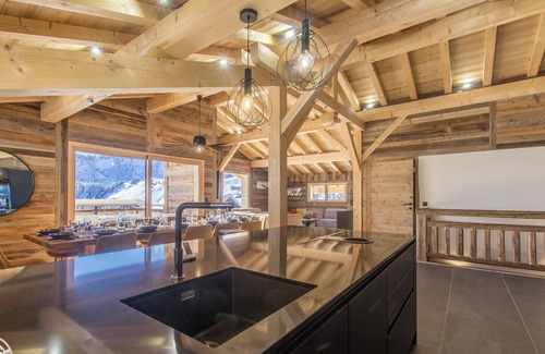 Le Praz de Lys Ski Chalet | Chalet Panoramique 14 pers facing Mont Blanc on the slopes Sauna Jacuzzi