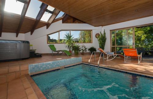 Paihia Hotel | Chalet Romantica