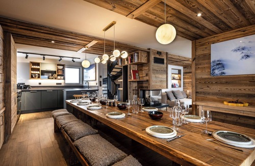 Plagne Soleil Ski Chalet | Chalet Topaz on the Slopes with Guaranteed Snow