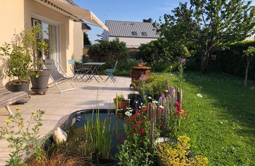 Sene House | Chambre chez l'habitant "Les Roses de Séné"