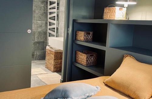 Gambetta House | Chambre dans maison de ville avec piscine et garage en centre ville