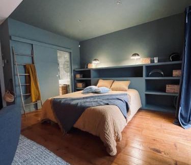 Gambetta House | Chambre dans maison de ville avec piscine et garage en centre ville