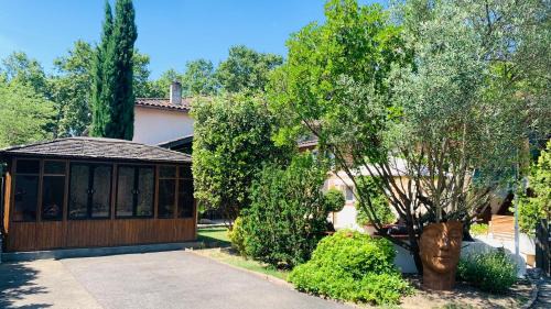 Saint-Jory Bed & Breakfast | Chambres d'Hôtes Au Clos Saint Georges