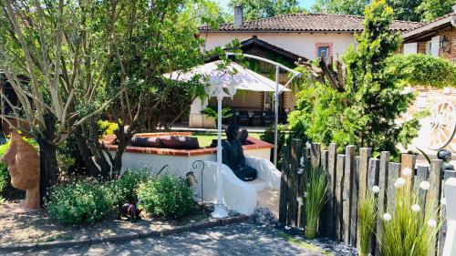 Saint-Jory Bed & Breakfast | Chambres d'Hôtes Au Clos Saint Georges