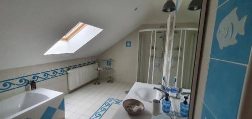 Lubersac House | Chambres d'hôtes avec piscine pour max 4 adultes ou 2 adultes et 3 enfants