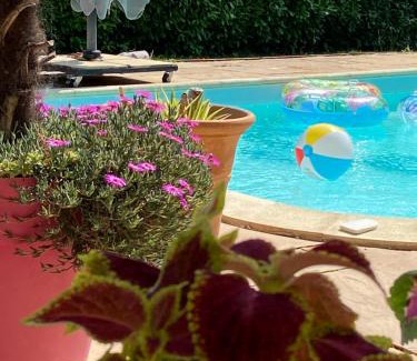 Limas Bed & Breakfast | Chambres dans villa avec piscine
