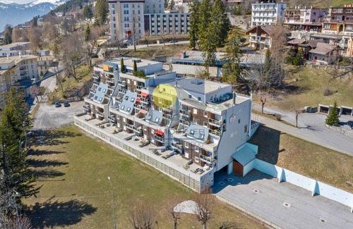 Leysin Apartment | Chamossaire B502 5 minutes from the cable cars and near the centre, modern apartment house. Apartmen