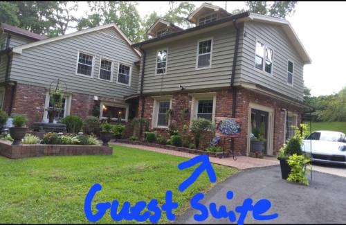Stone Mountain Apartment | Chans Lakeside Hideaway