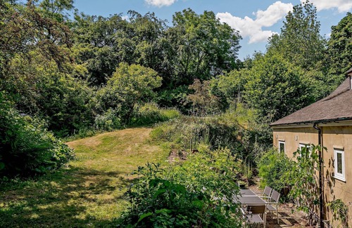 Brimpsfield Cottage | Characterful dog friendly holiday cottage in the Cotswolds - The Coach House